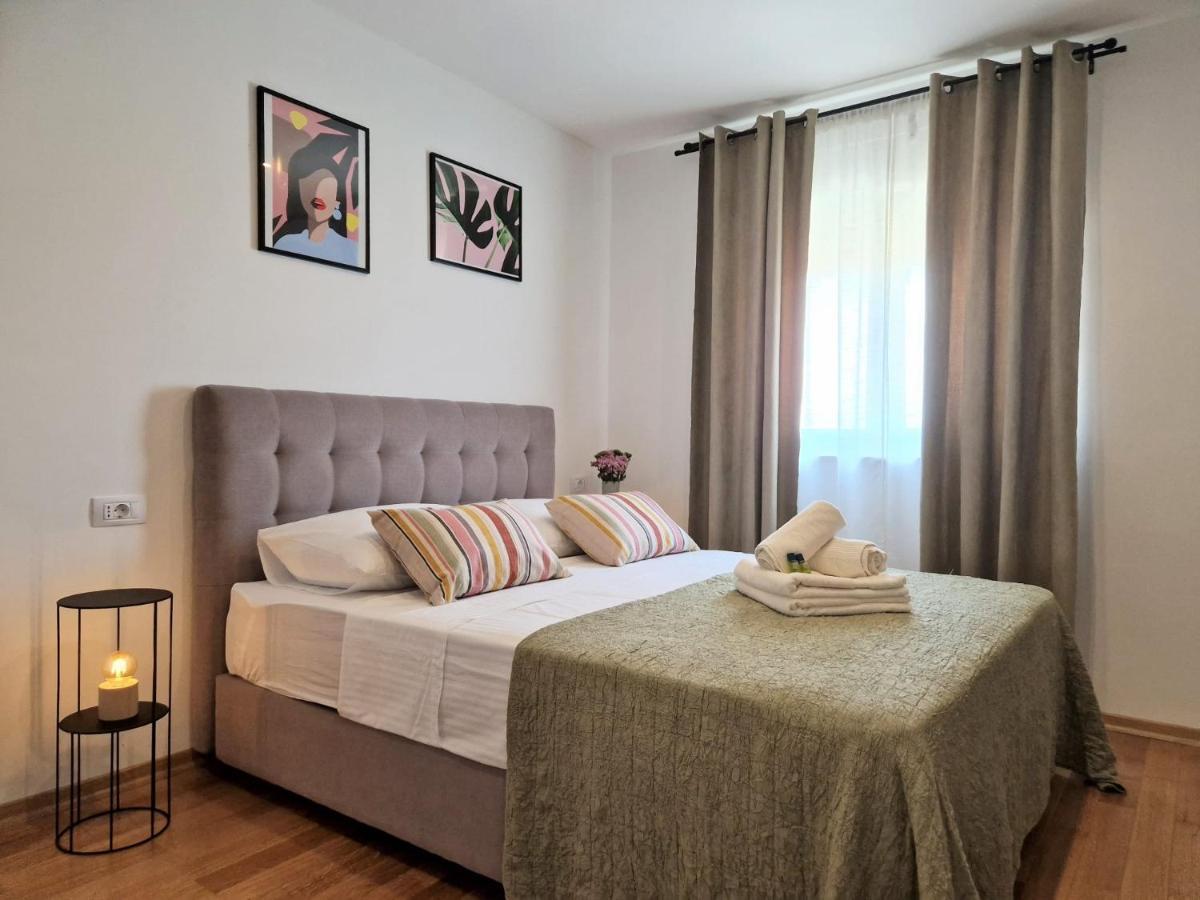Jazz Rooms And Apartments โรวีน ภายนอก รูปภาพ